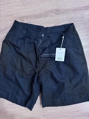 Men's Black Flat-Front Casual Shorts